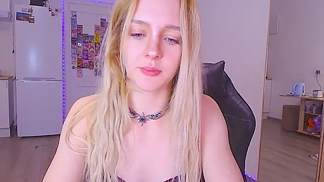 sailormoon666_'s cam snapshot