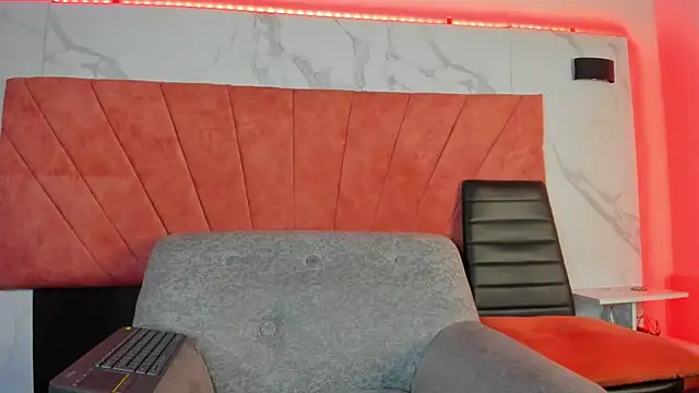 HellAndDante_'s cam snapshot