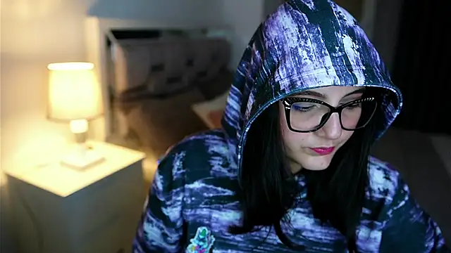 Camilaa_bueno's cam snapshot