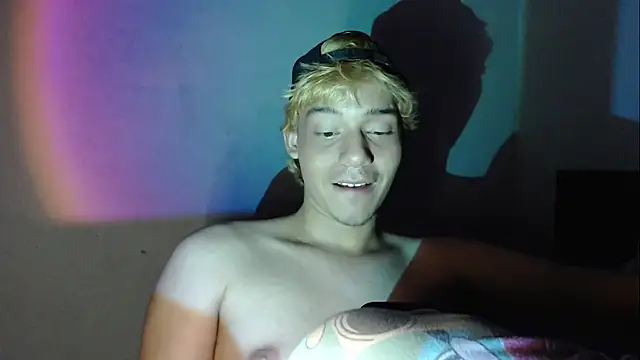 CrisotpherMoretti live sex cam