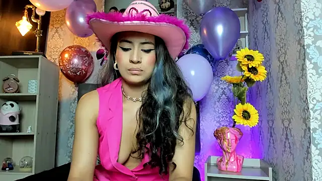 Alaia_Love77's cam snapshot