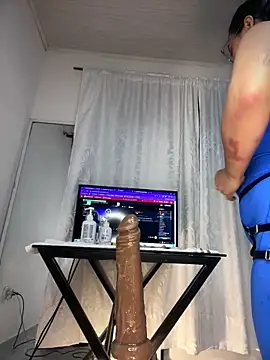 Natural_BIGASS_Nina's cam snapshot