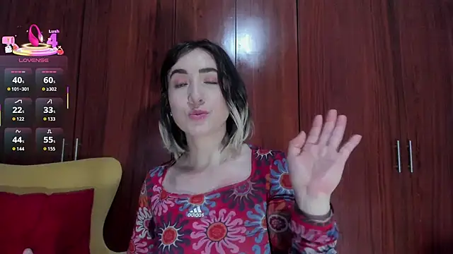 carly_grasso's cam snapshot