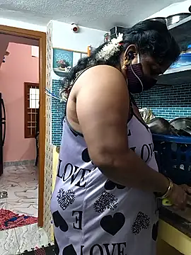 bakyasree143's cam snapshot