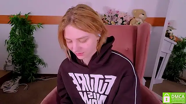 MirraBellanta's cam snapshot