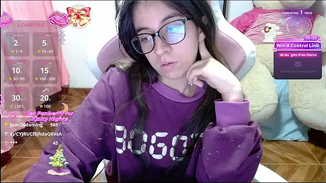 Maggie_Fox3's cam snapshot