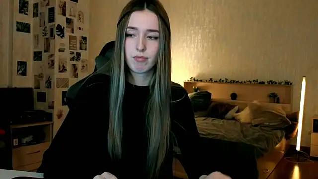 yourrdanceteacher's cam snapshot