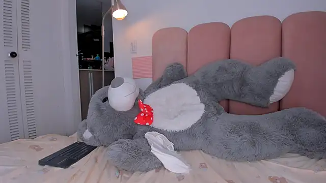 kitty_miaa's cam snapshot