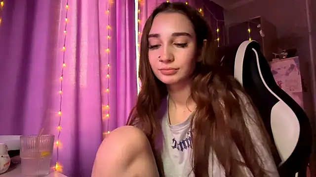 HollyPaw's cam snapshot