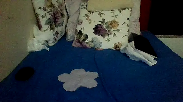 st206boy's cam snapshot