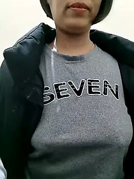 love_sexy090's cam snapshot