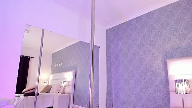 Celeste_Amber's cam snapshot