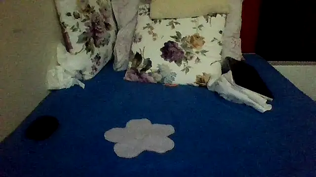 st206boy's cam snapshot