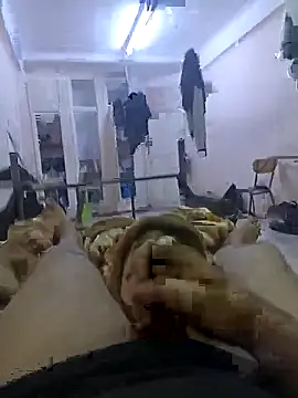 Hot_Boy_2004's cam snapshot