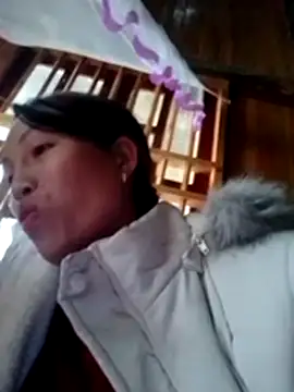 Gummiesu live sex cam