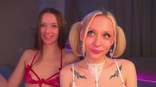 Kinky_Girls live sex cam