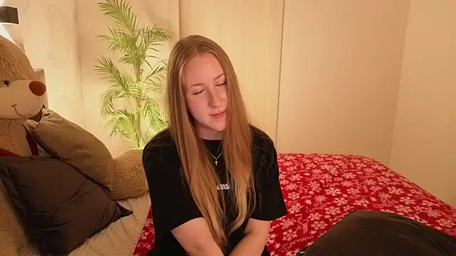 CassieReborn's cam snapshot