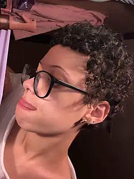 jojosbizarrelyf live sex cam