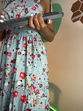 LollaByer's cam snapshot