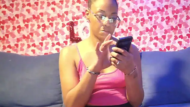 Synfulsymone9's cam snapshot