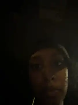 Your_Paris's cam snapshot