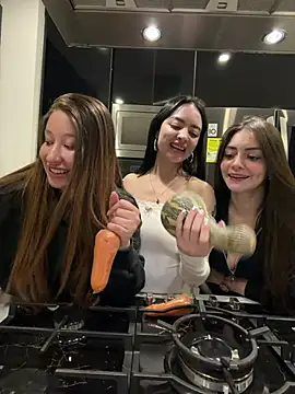 roouse's cam snapshot