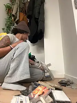 Your_Paris's cam snapshot