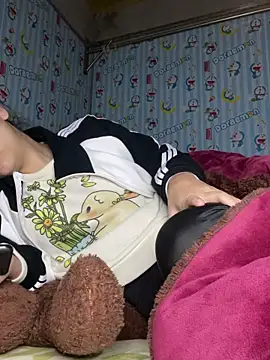 -Lyly_'s cam snapshot