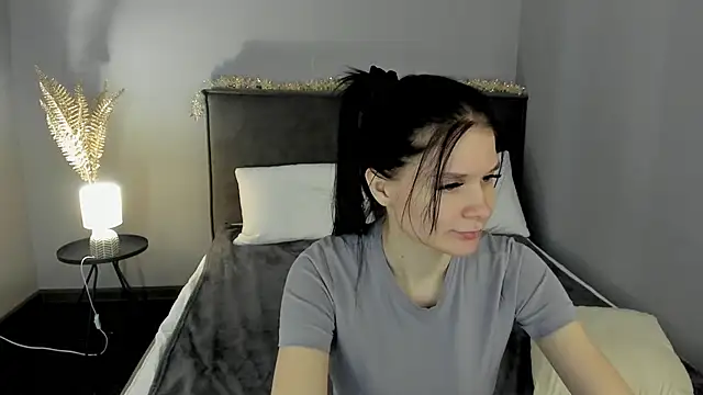 SkinyJoys's cam snapshot