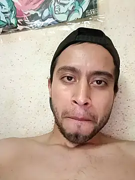 Mich_Stev9524's cam snapshot