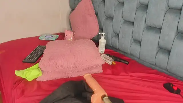 Roxy-Smith's cam snapshot