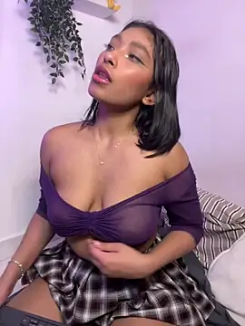 Isabella_fasilier's cam snapshot