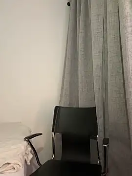 helen_palmer's cam snapshot