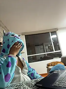 J_loren's cam snapshot