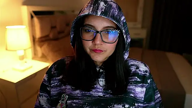 Camilaa_bueno's cam snapshot