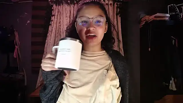 Hathorlove live sex cam