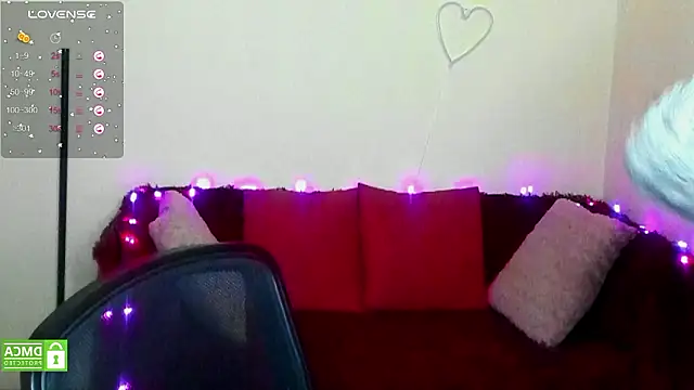 Muse_kitty_jenia's cam snapshot