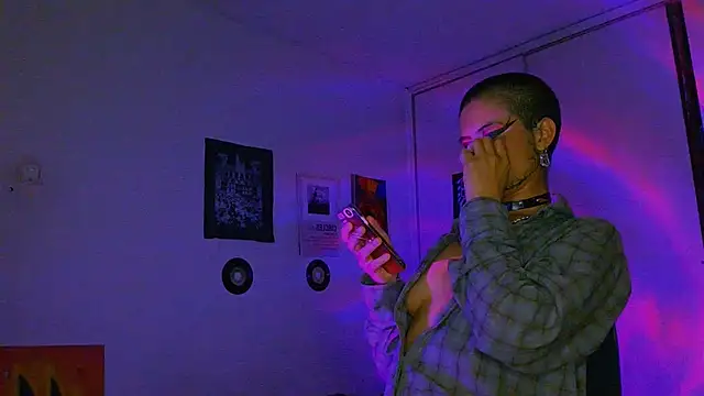 alex_one888's cam snapshot