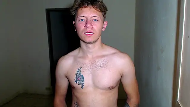 BlondZilla's cam snapshot