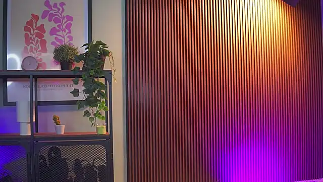 RavennaDArcy's cam snapshot