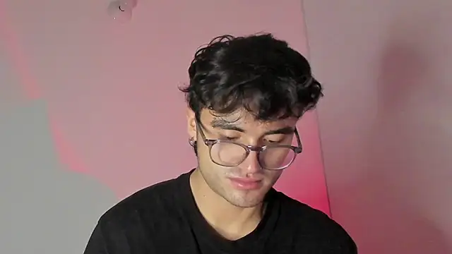 charlie_dicker's cam snapshot