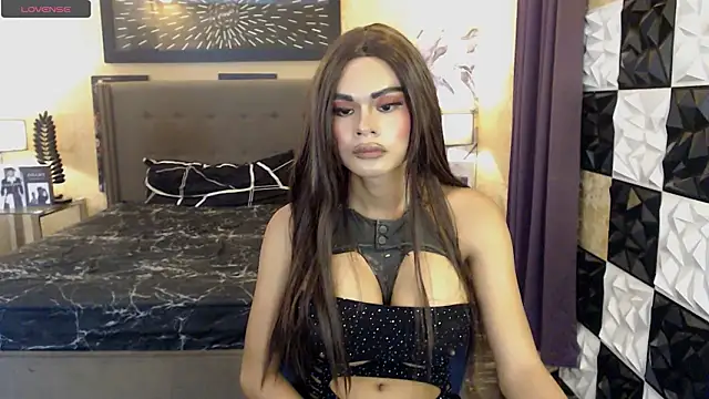 EllahEmperialTS's cam snapshot