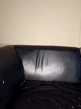 Zee-Thee-Gemini's cam snapshot