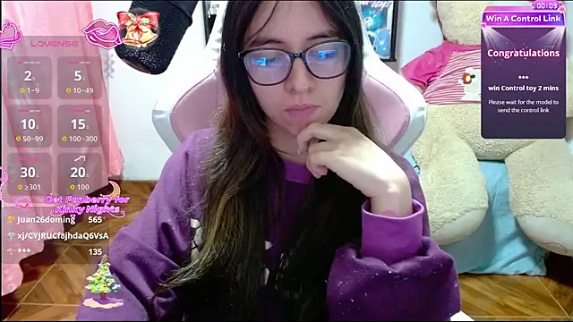 Maggie_Fox3's cam snapshot