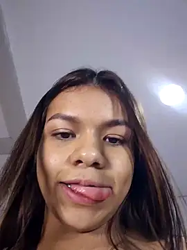sophia_ramirez12 live sex cam