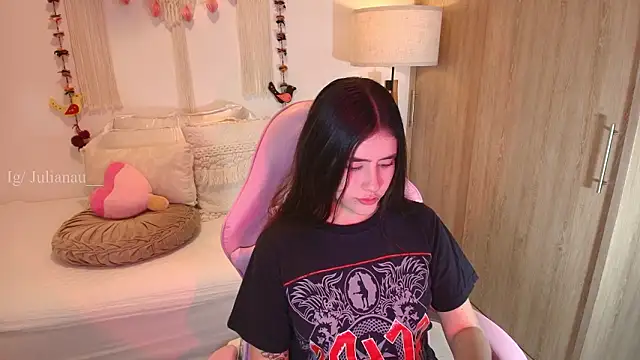 iriswest_ live sex cam