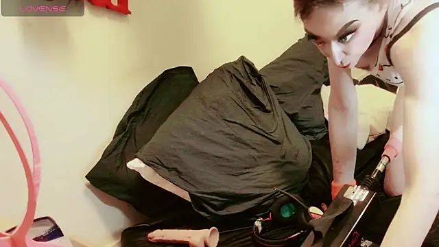 Sletjeray@xh live sex cam