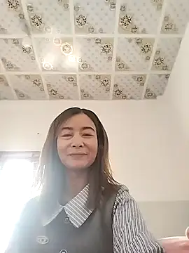 Sexy-ladyboobs69's cam snapshot