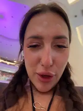 AleksandraRich's cam snapshot