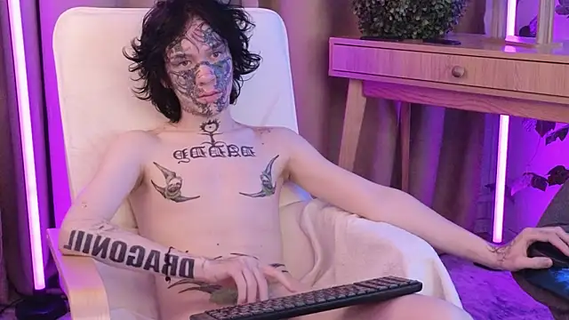 em0_b0y live sex cam